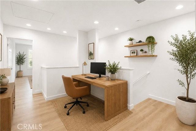 34 League - Photo 2 of 8