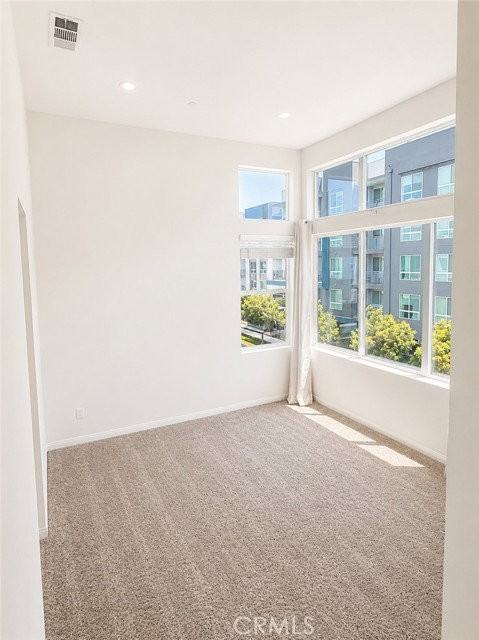 211 Steely - Photo 6 of 8