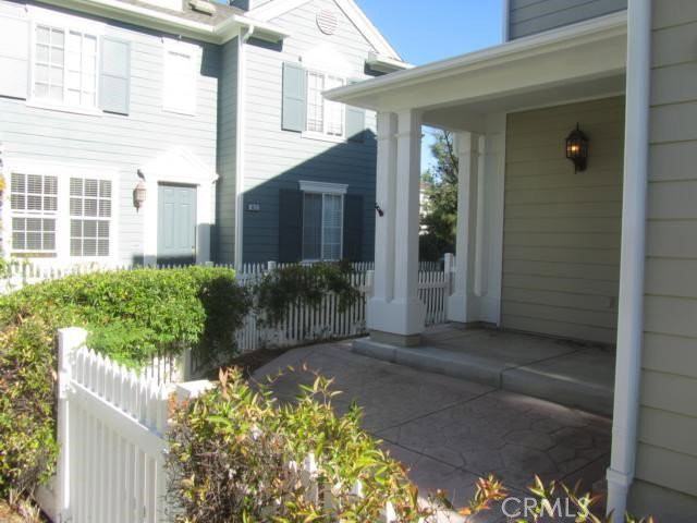 46 Strawflower St - Photo 5 of 8