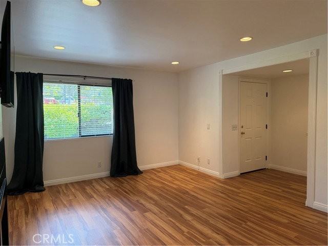 16 Sand Dollar Ct - Photo 4 of 8