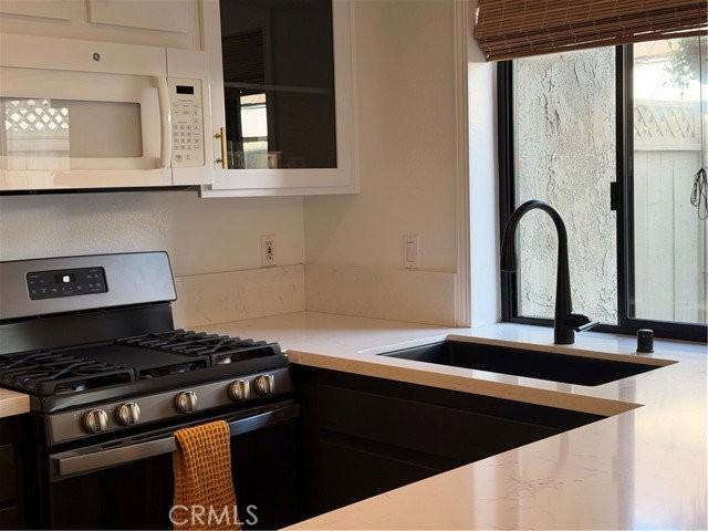 16 Sand Dollar Ct - Photo 6 of 8