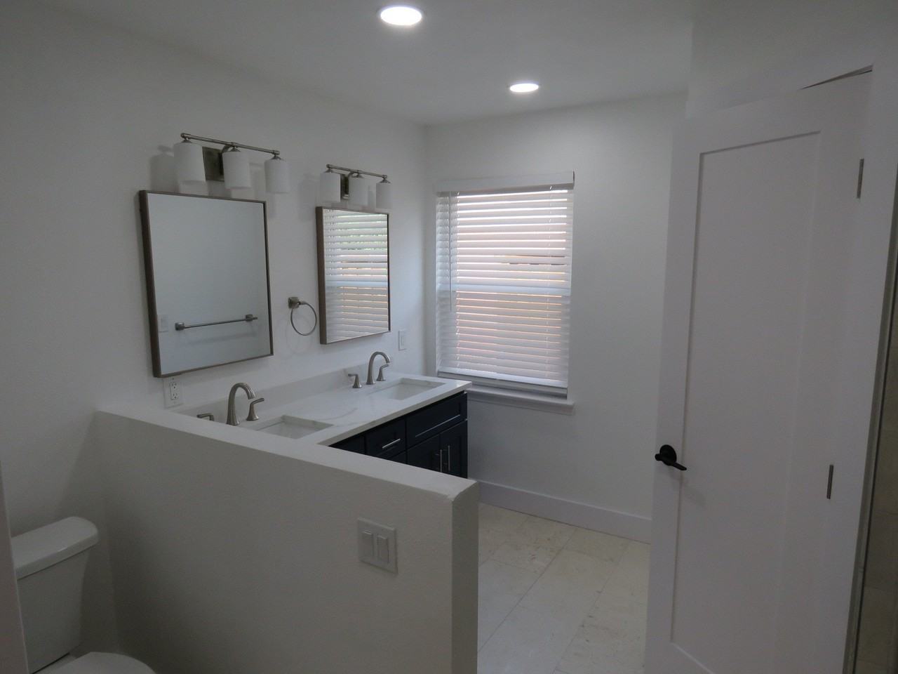 413 Marilu St - Photo 3 of 8