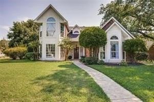 featured image of 1 Round Rock Ct