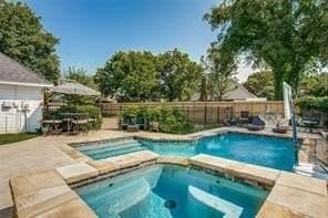 1 Round Rock Ct - Photo 2 of 3