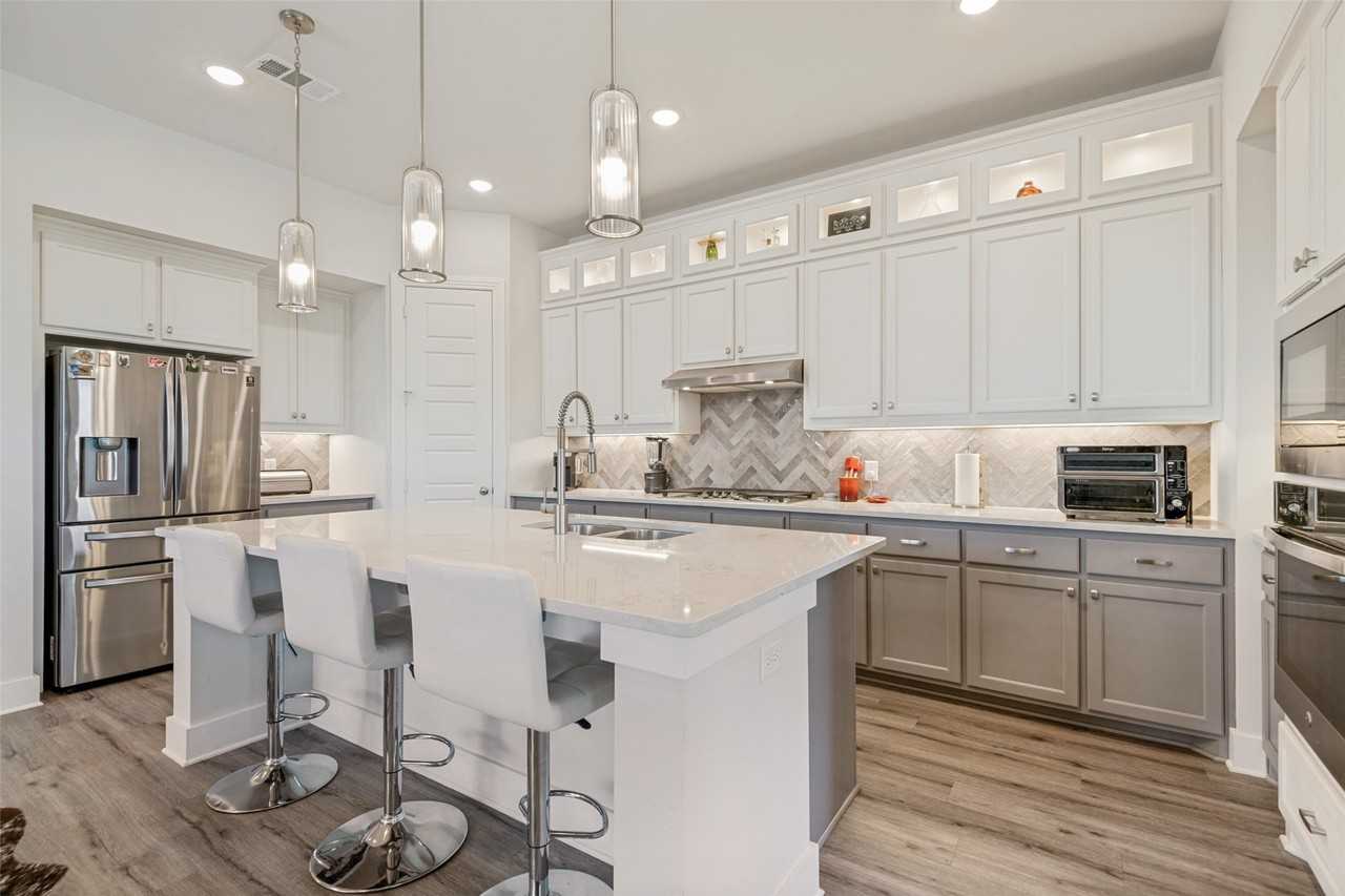 3053 Estuary Dr - Photo 7 of 24