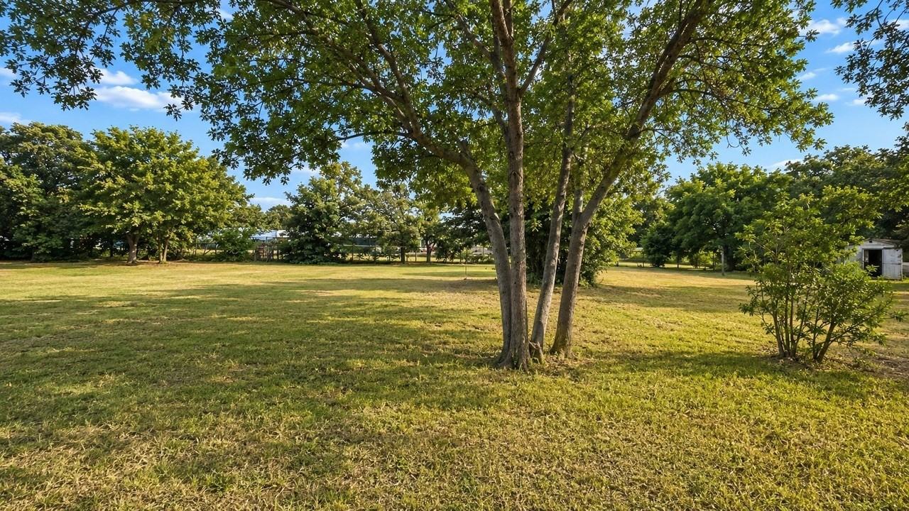 600 Old Justin Rd - Photo 3 of 9
