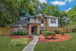 featured image of 4710 Fallon Pl