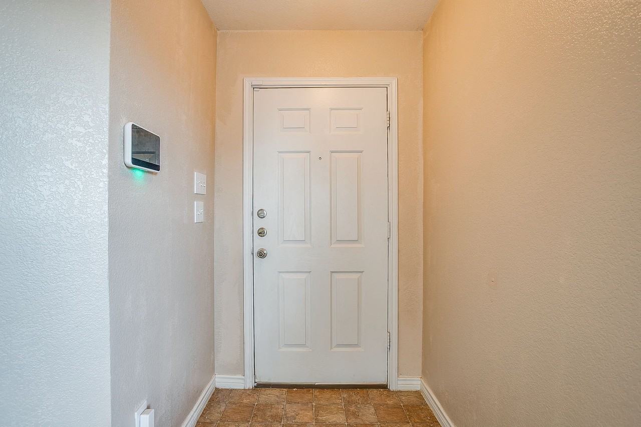 14024 Esperanza Dr - Photo 5 of 20