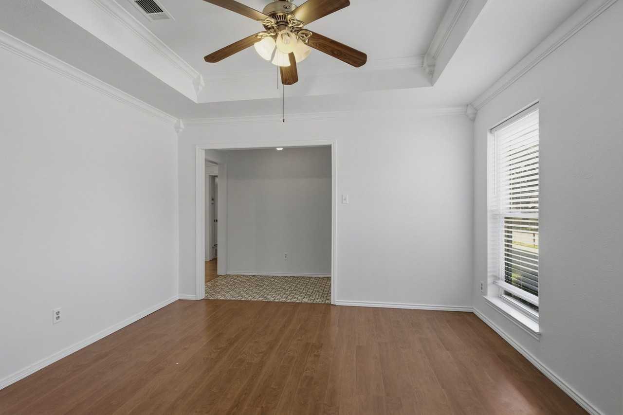 2119 Pueblo Dr - Photo 4 of 28