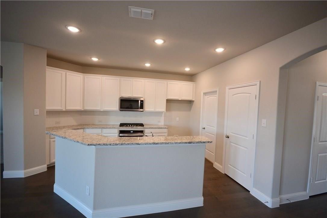 1921 Steppe Trail Dr - Photo 3 of 6