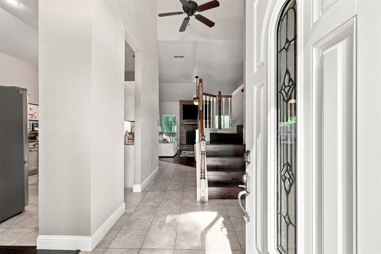3421 Galaway Bay Dr - Photo 4 of 19