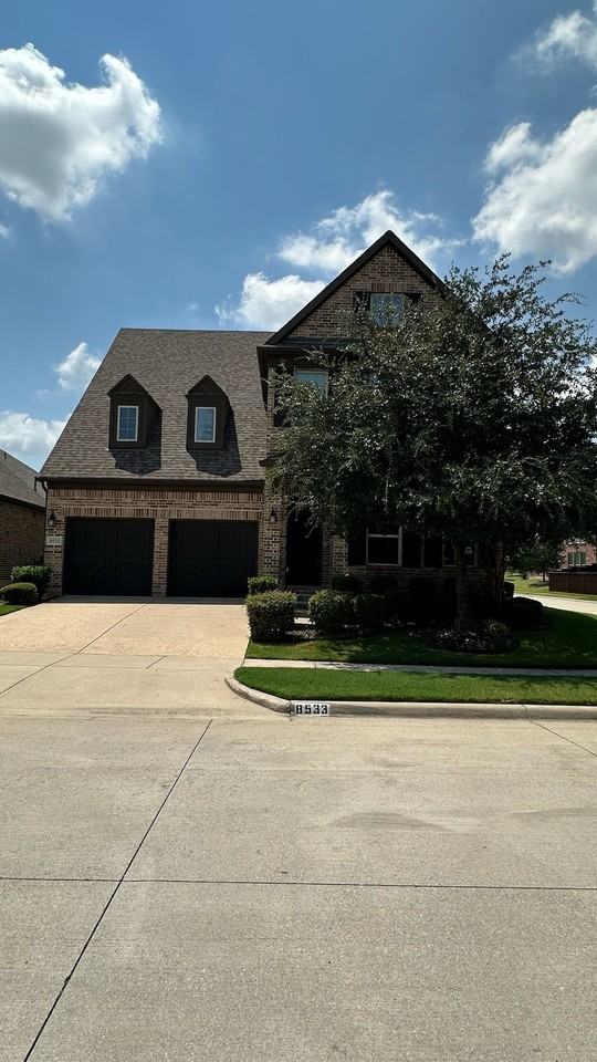 8533 Pine Valley Dr - Photo 2 of 38