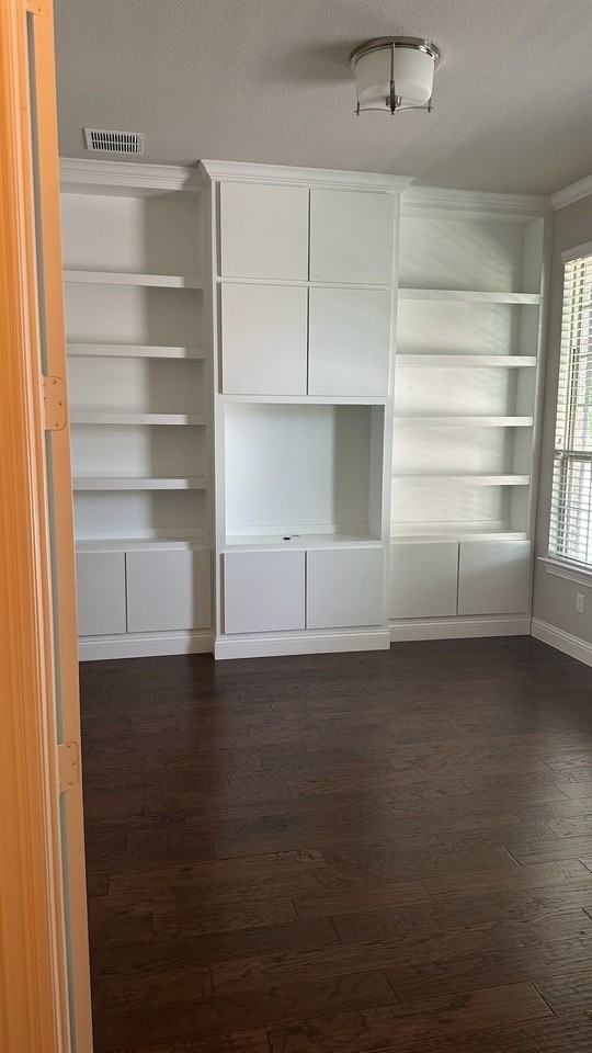 8533 Pine Valley Dr - Photo 5 of 38