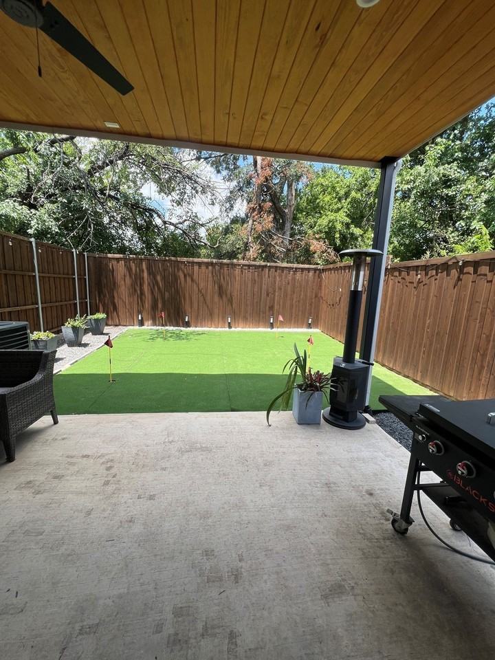 2407 Crossman Ave - Photo 6 of 24