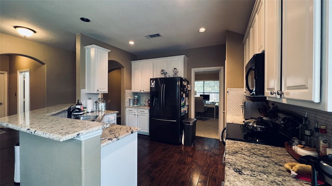 4405 Willow Wood Rd - Photo 5 of 24