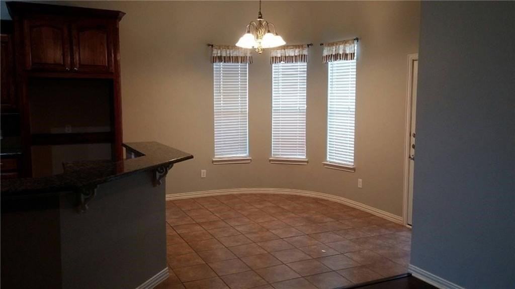 7701 Val Verde Dr - Photo 5 of 18