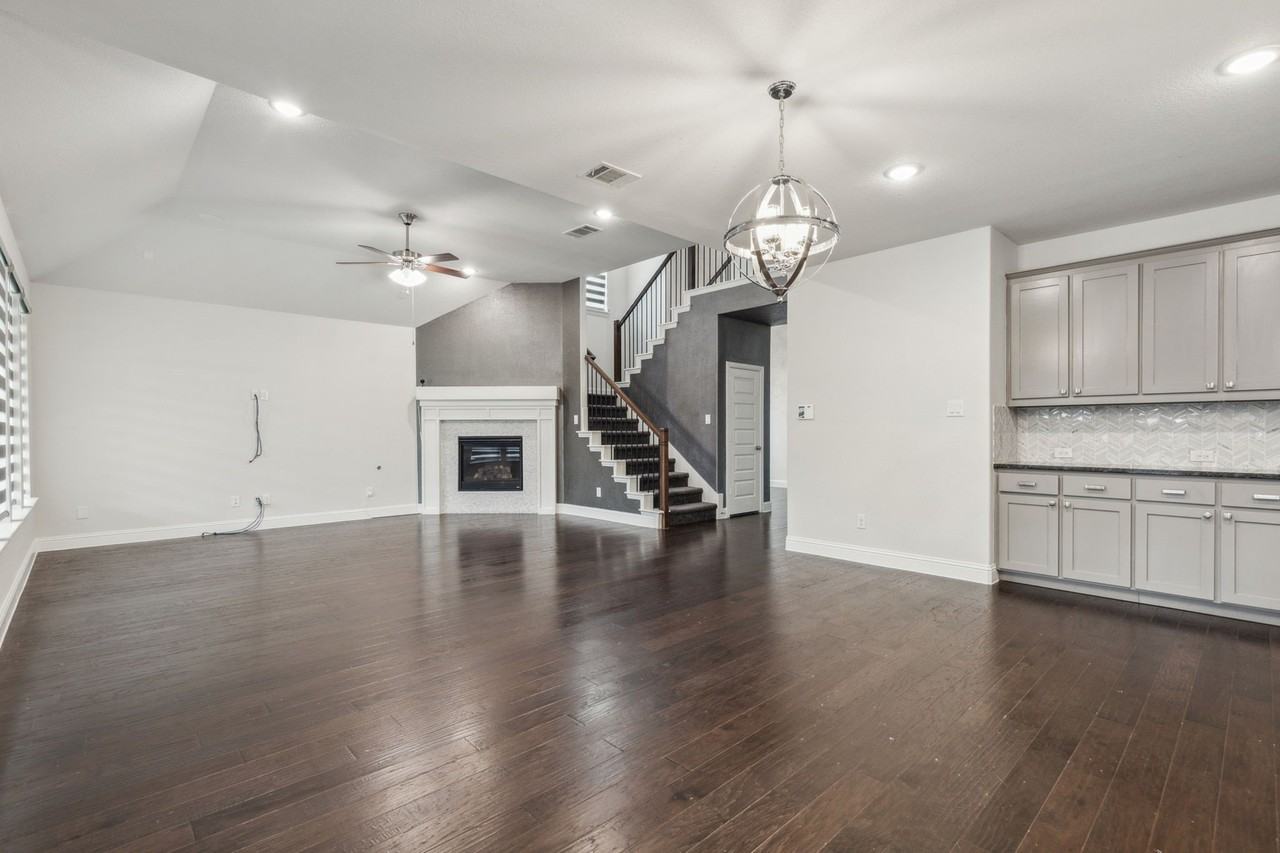 906 Overton Ave - Photo 4 of 28