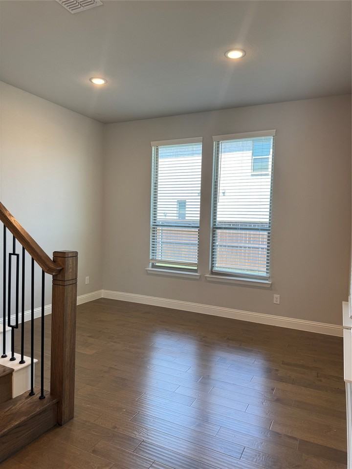 7269 Zachery Dr - Photo 7 of 26