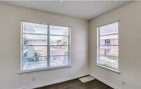 8602 Baltimore Dr #7 - Photo 5 of 11