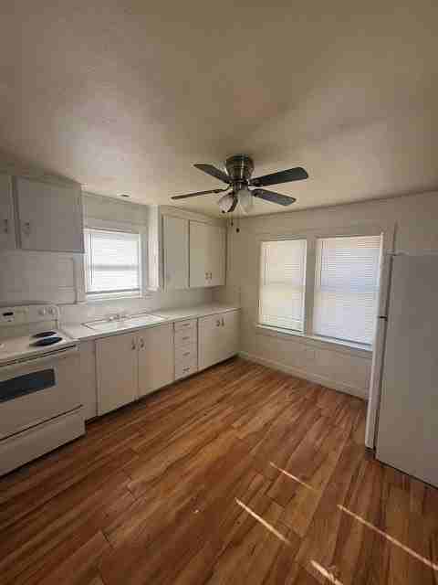 1630 S 11th St #A - Photo 4 of 12