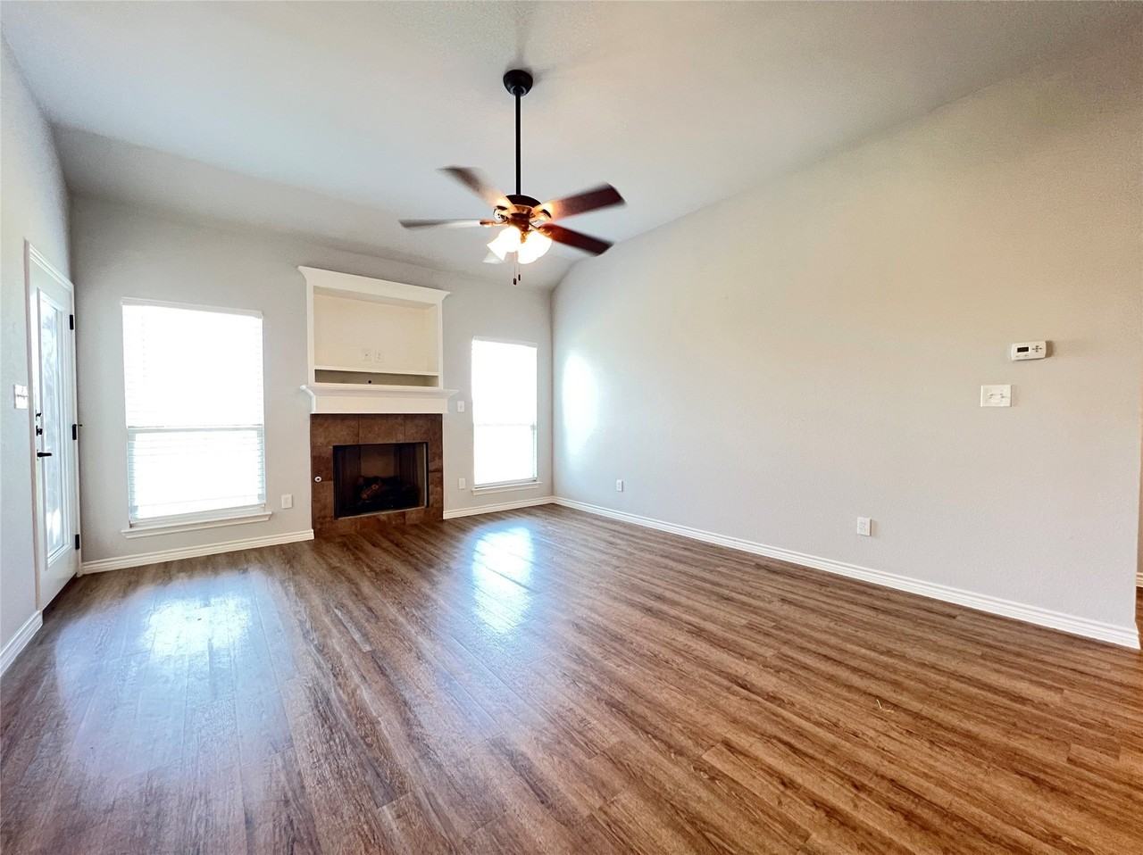 808 E Northside Dr - Photo 3 of 16