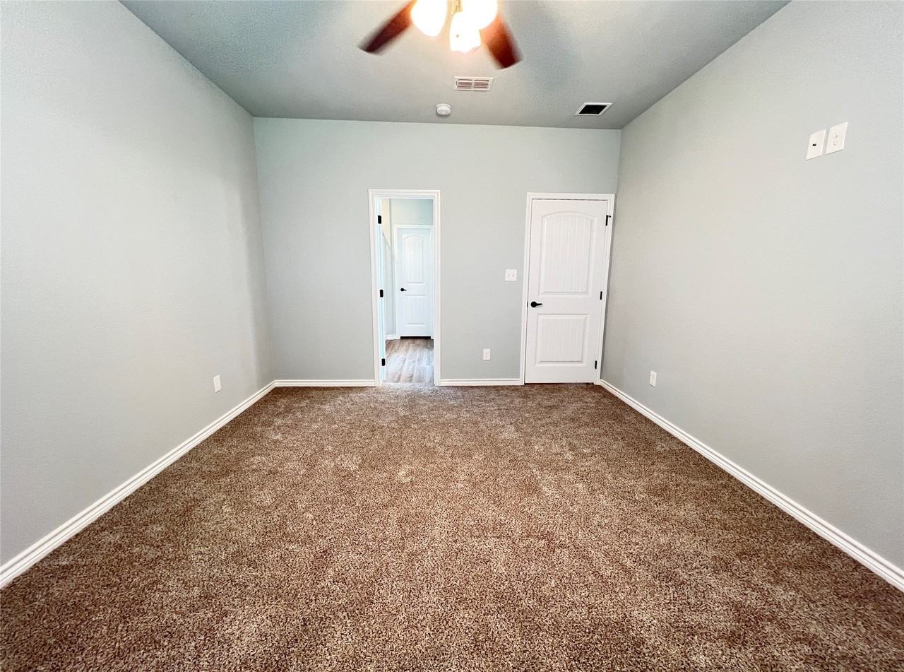 808 E Northside Dr - Photo 7 of 16