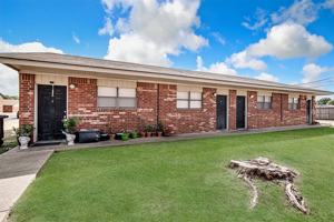 featured image of 1709 Short St #B