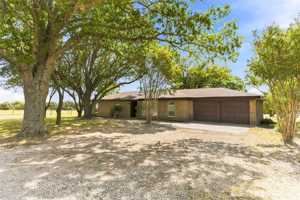 featured image of 532 S Fm 1187