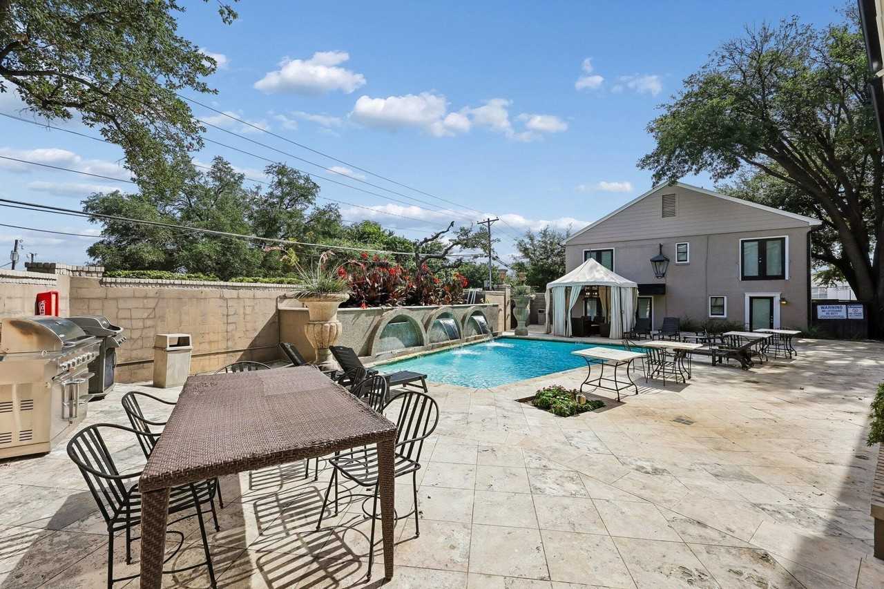 7730 Meadow Rd #106 - Photo 2 of 24