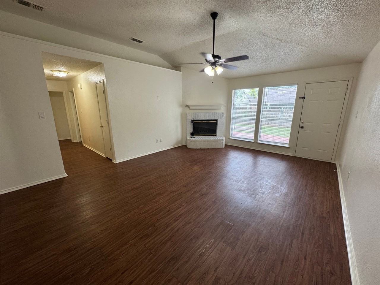4024 Periwinkle Dr - Photo 7 of 25