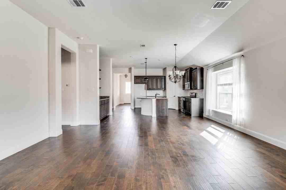 7521 Rothbury Dr - Photo 6 of 16