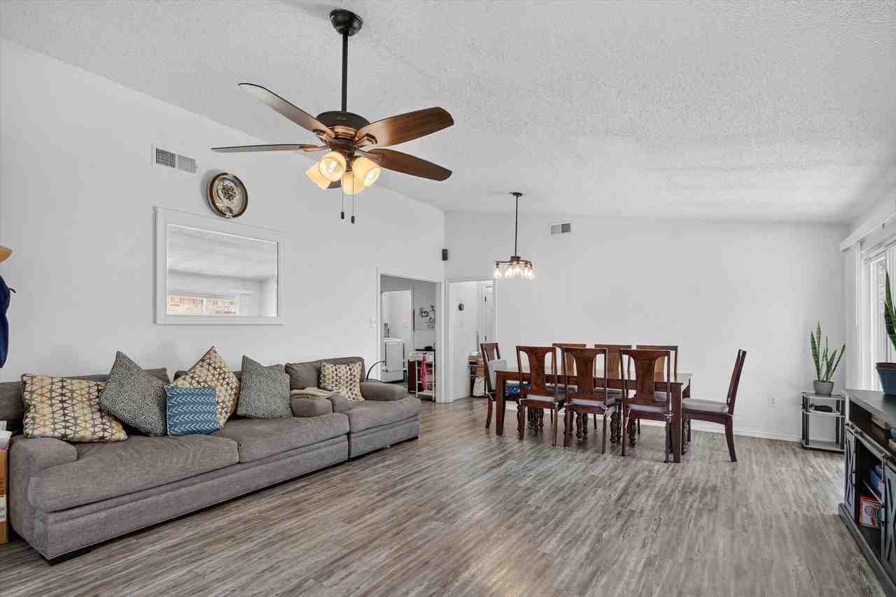 2324 Markland St - Photo 7 of 29