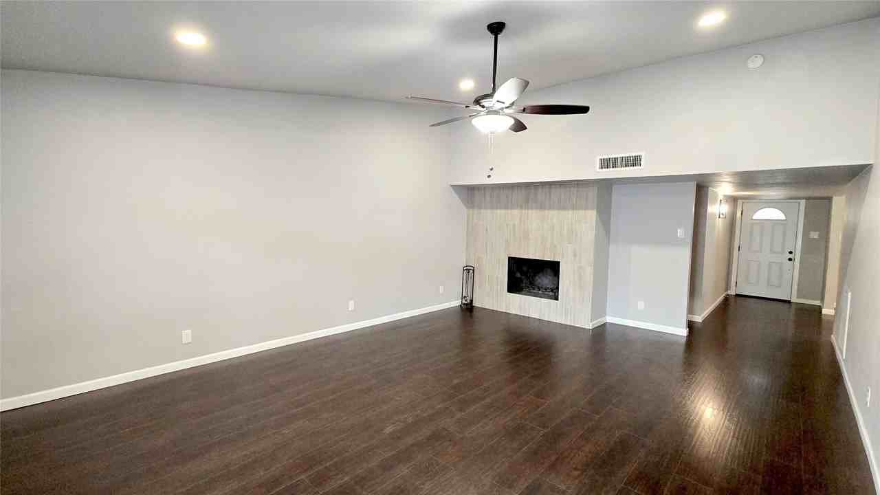 2813 Ripplewood Dr - Photo 3 of 27