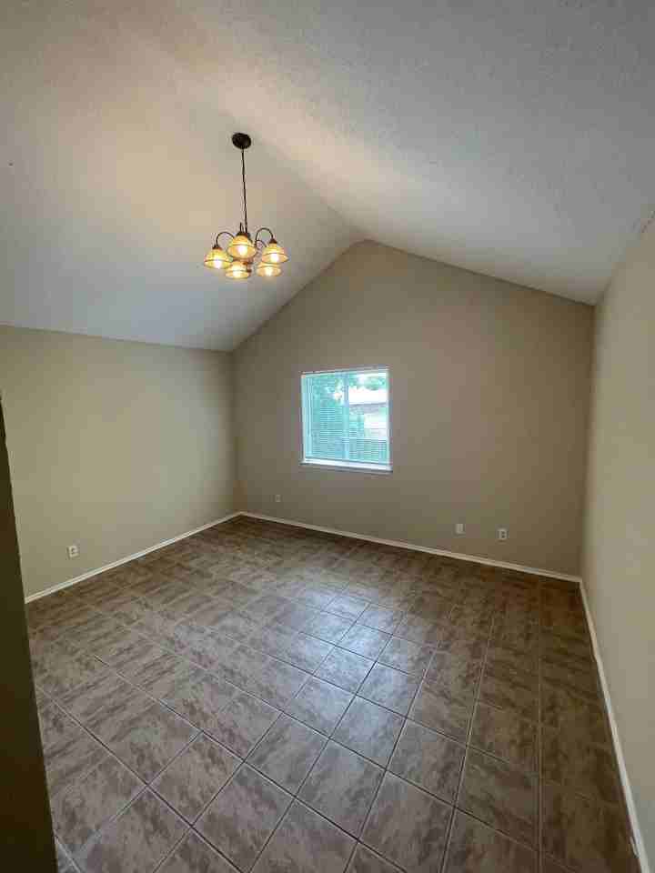 5516 Stone Meadow Ln - Photo 6 of 14