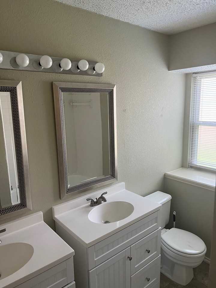 1718 Doubletree Dr - Photo 7 of 13