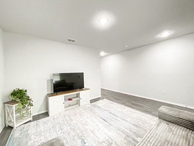156 Dotty Lou St - Photo 5 of 36