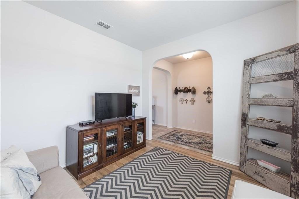 1716 Rio Penasco Dr - Photo 5 of 31
