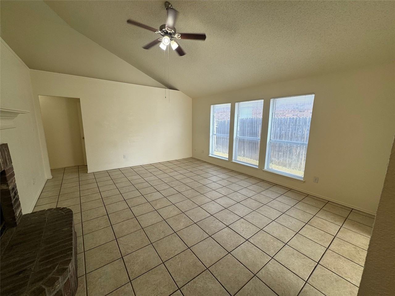 8045 Cannonwood Dr - Photo 6 of 20