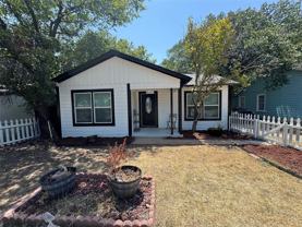8105 White Settlement Rd - Photo 1 of 1