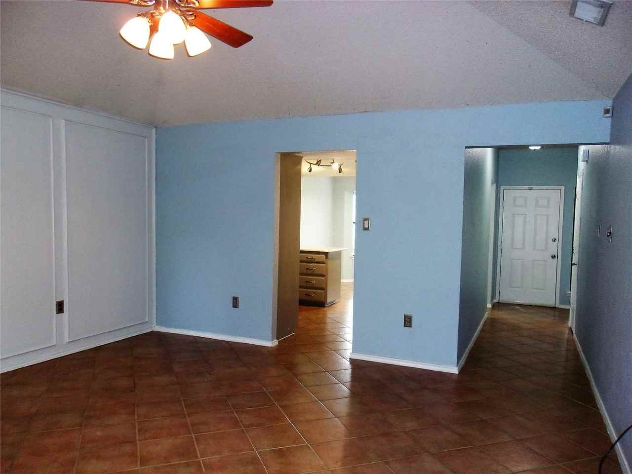 4200 Rye Glen Dr - Photo 3 of 21