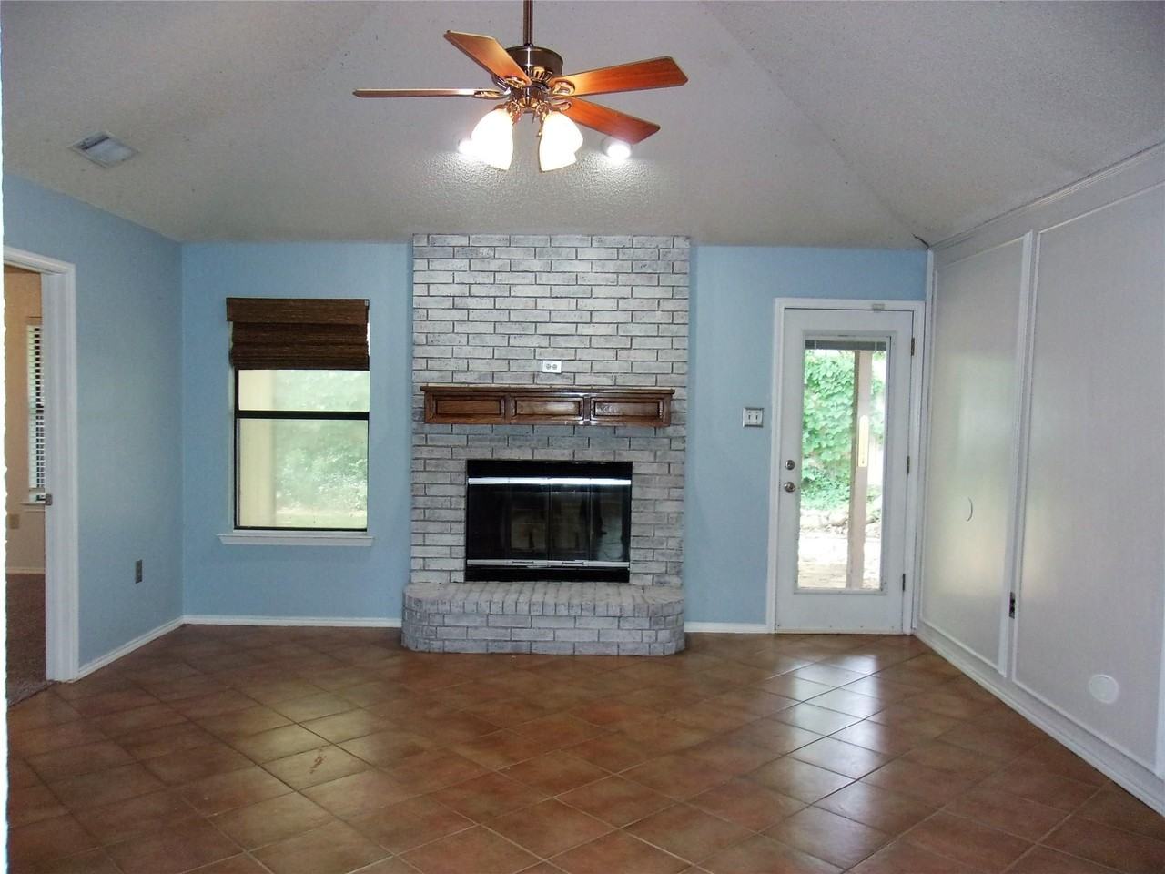 4200 Rye Glen Dr - Photo 6 of 21