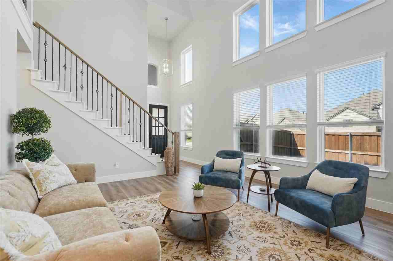 3003 Wind Knot Way - Photo 4 of 35