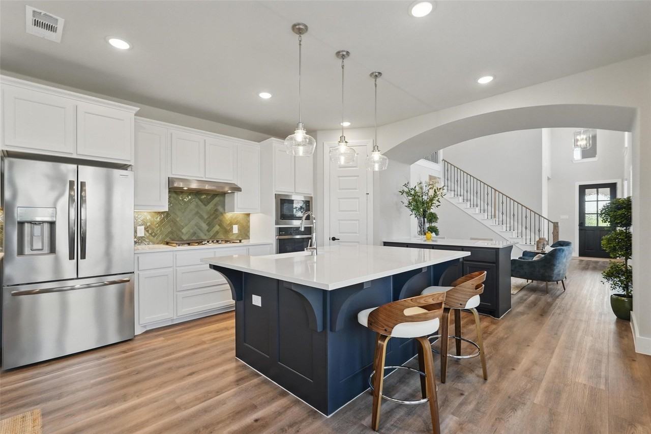 3003 Wind Knot Way - Photo 7 of 35