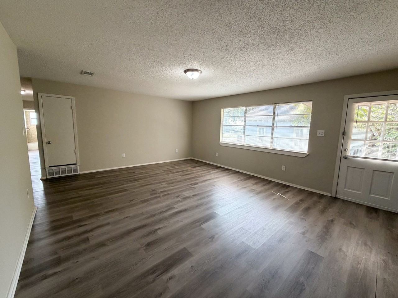 101 W Latimer St #B - Photo 5 of 20
