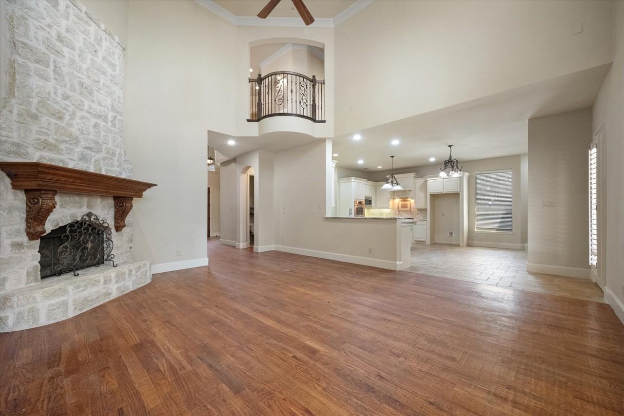 10941 Yorkshire Ln - Photo 6 of 40