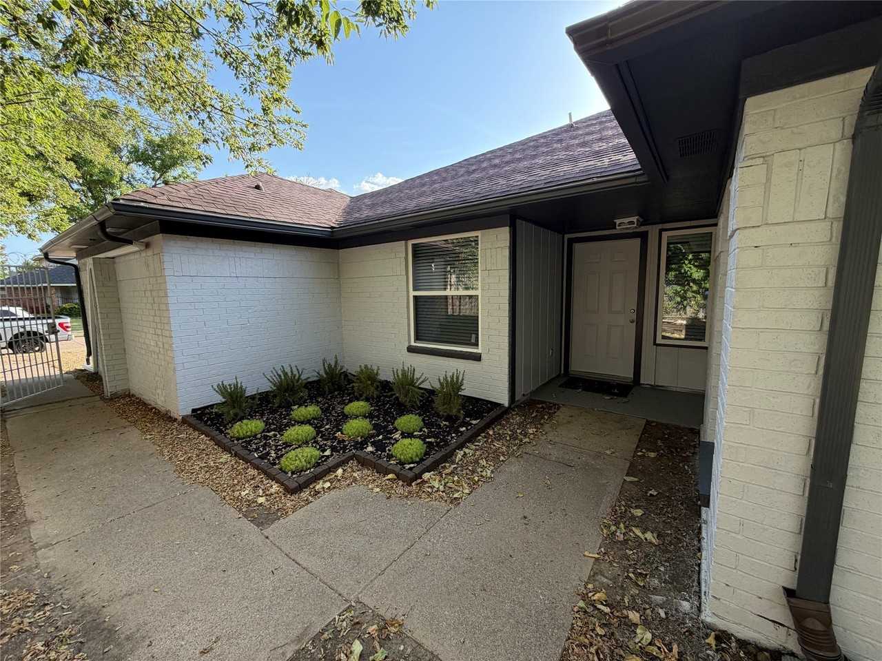10231 Ridge Oak St - Photo 5 of 16