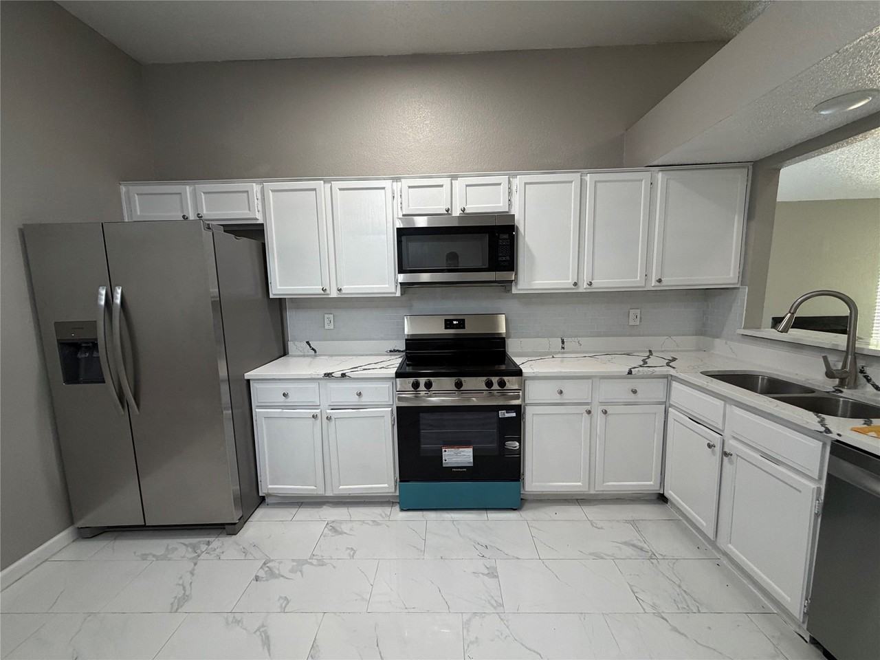 10231 Ridge Oak St - Photo 7 of 16