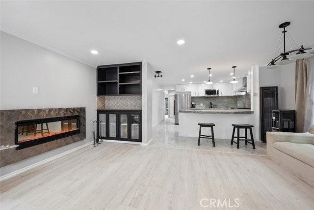 905 Dickson St #1 - Photo 2 of 7