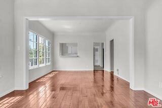 751 N Croft Ave #1-2 - Photo 7 of 8
