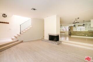 141 N Clark Dr - Photo 3 of 8